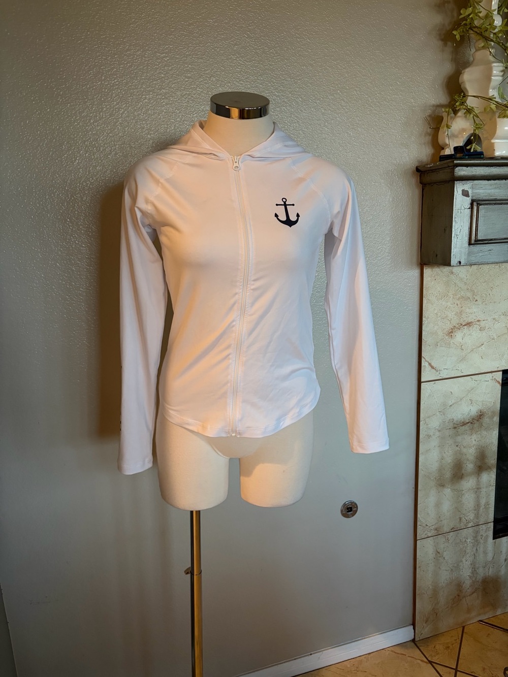 Roxy White Zip-Up Hooded Top with Navy Anchor